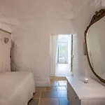 Semesterbostad Antico Trullo Pasquale Con Piscina Ostuni