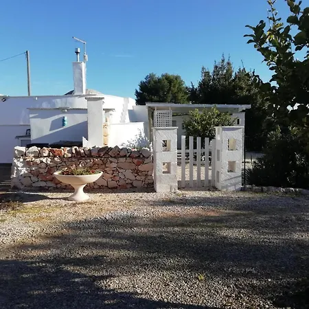 Holiday home Antico Trullo Pasquale Con Piscina *