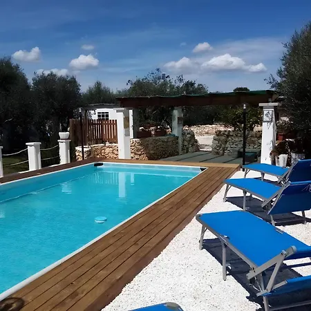 Holiday home Antico Trullo Pasquale Con Piscina Ostuni
