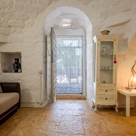 Antico Trullo Pasquale Con Piscina * Ostuni