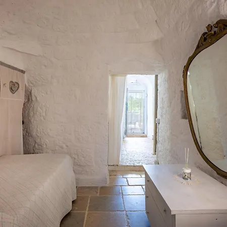 Antico Trullo Pasquale Con Piscina * Ostuni