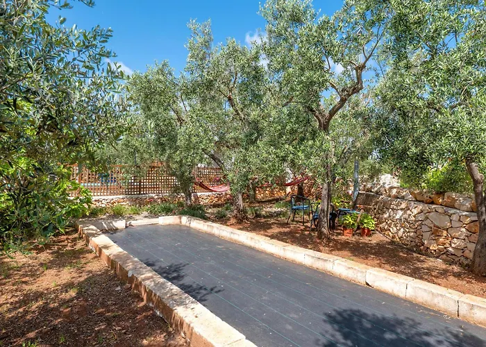 Antico Trullo Pasquale Con Piscina Ostuni